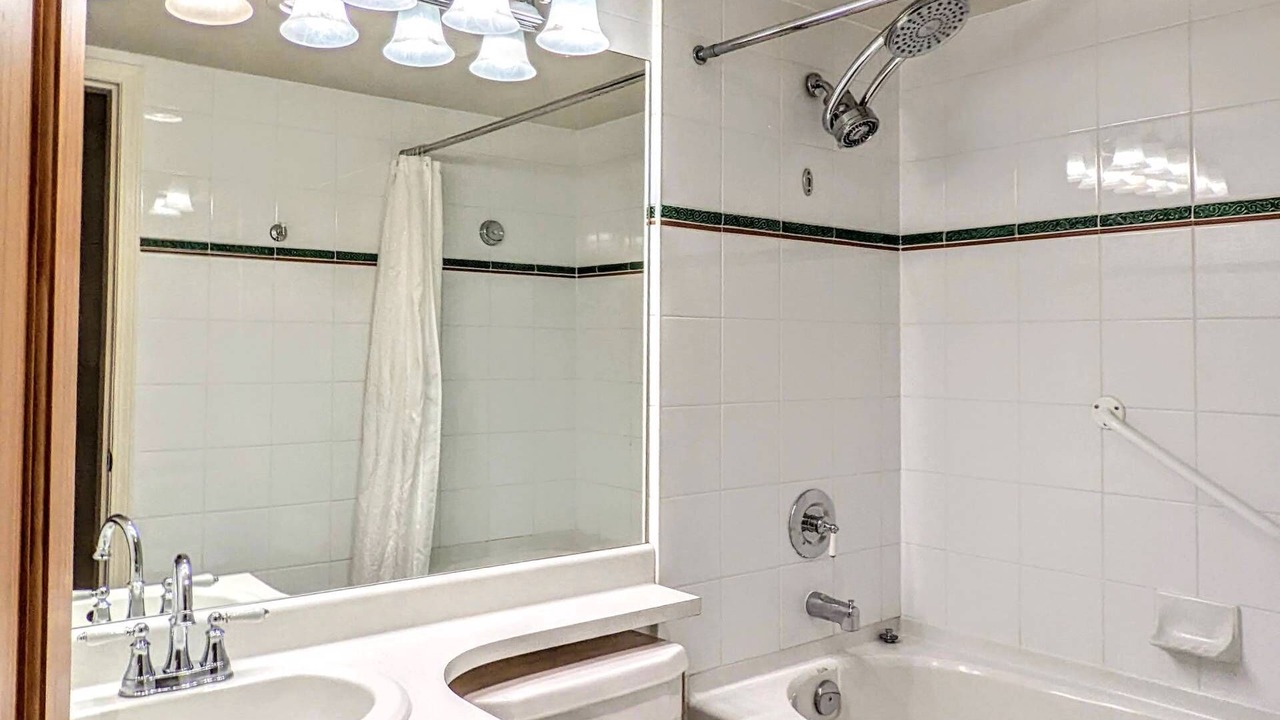 Photo of Bathroom in Village North