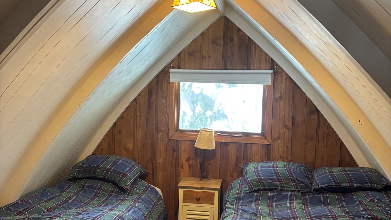 Photo of Bedroom in Silver Star Mountain