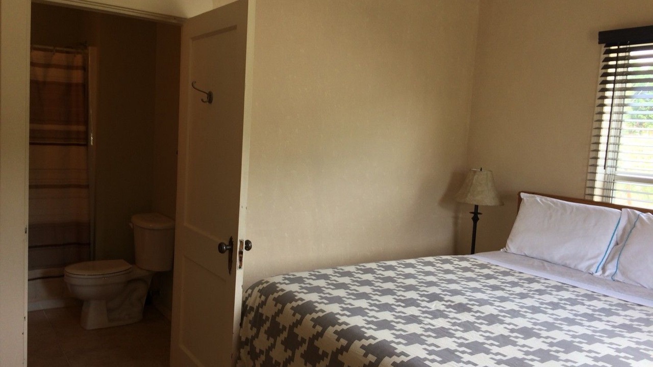 Photo of Bedroom in Okanagan-Similkameen