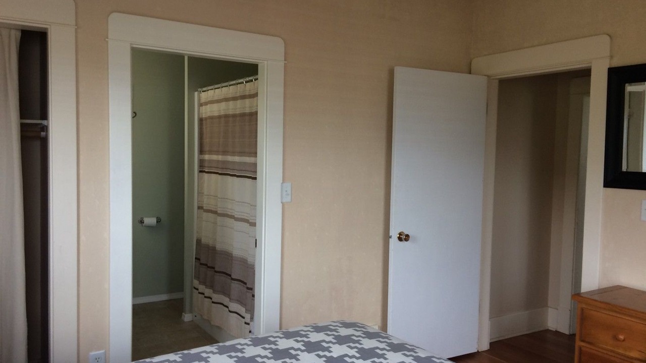 Photo of Bedroom in Okanagan-Similkameen