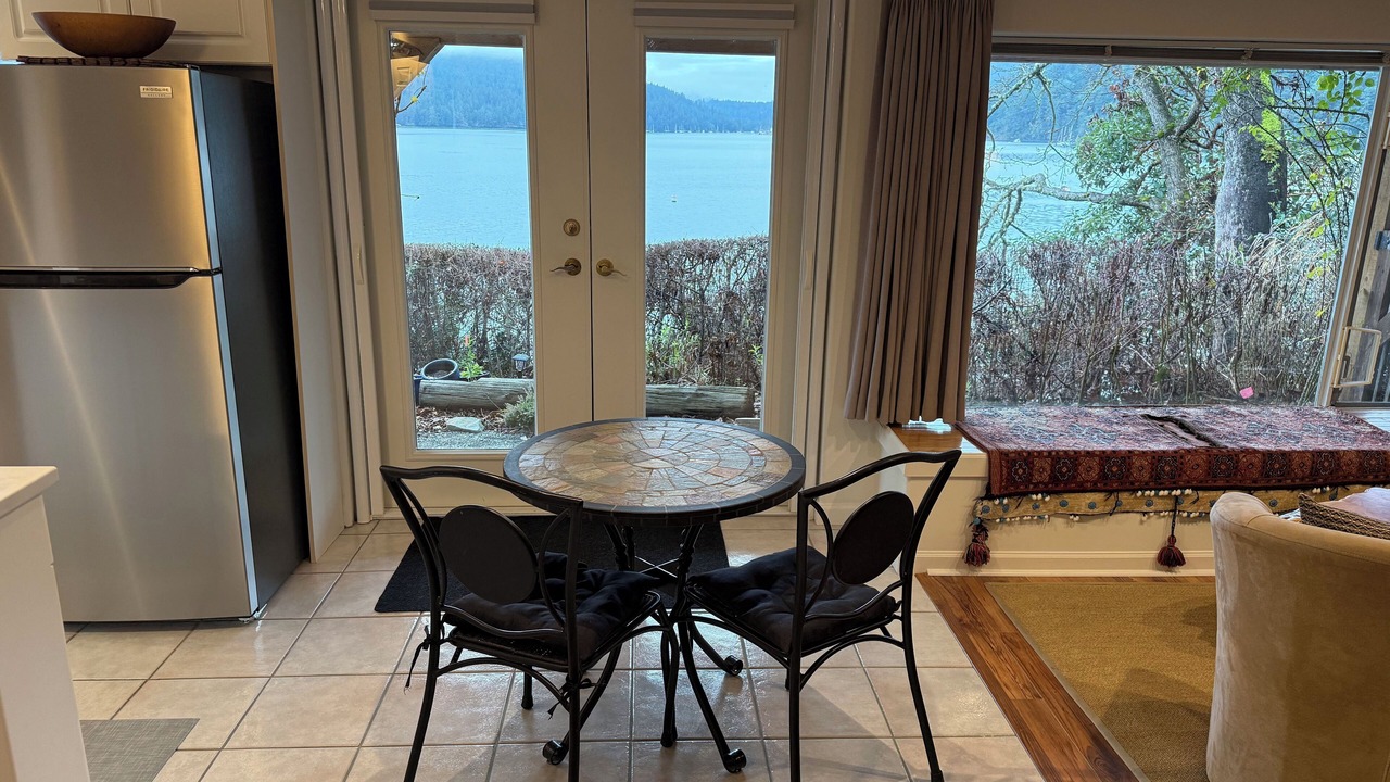 Photo of Others in Maple Bay
