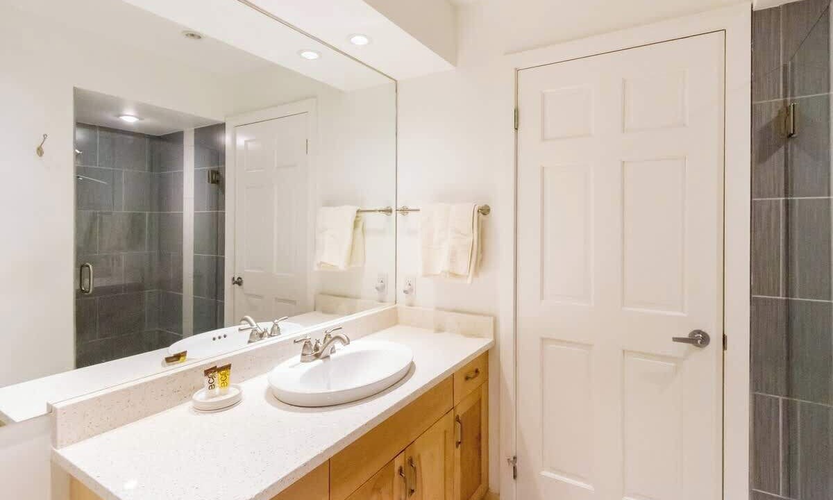 Photo of Bathroom in Blackcomb