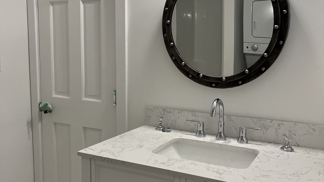 Photo of Bathroom in Salt Spring Island