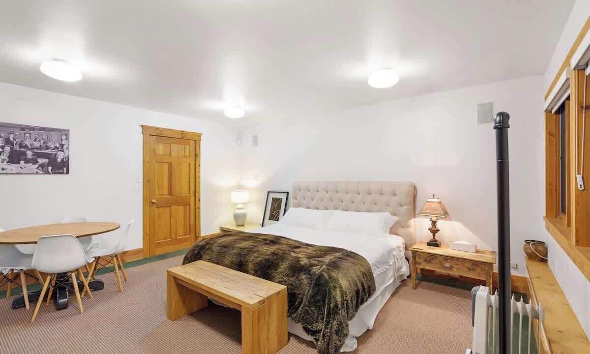 Photo of Bedroom in Blueberry Hill