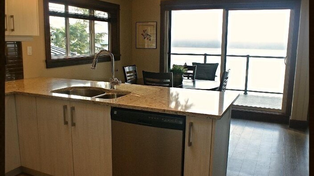 Photo of Kitchen in Port Renfrew