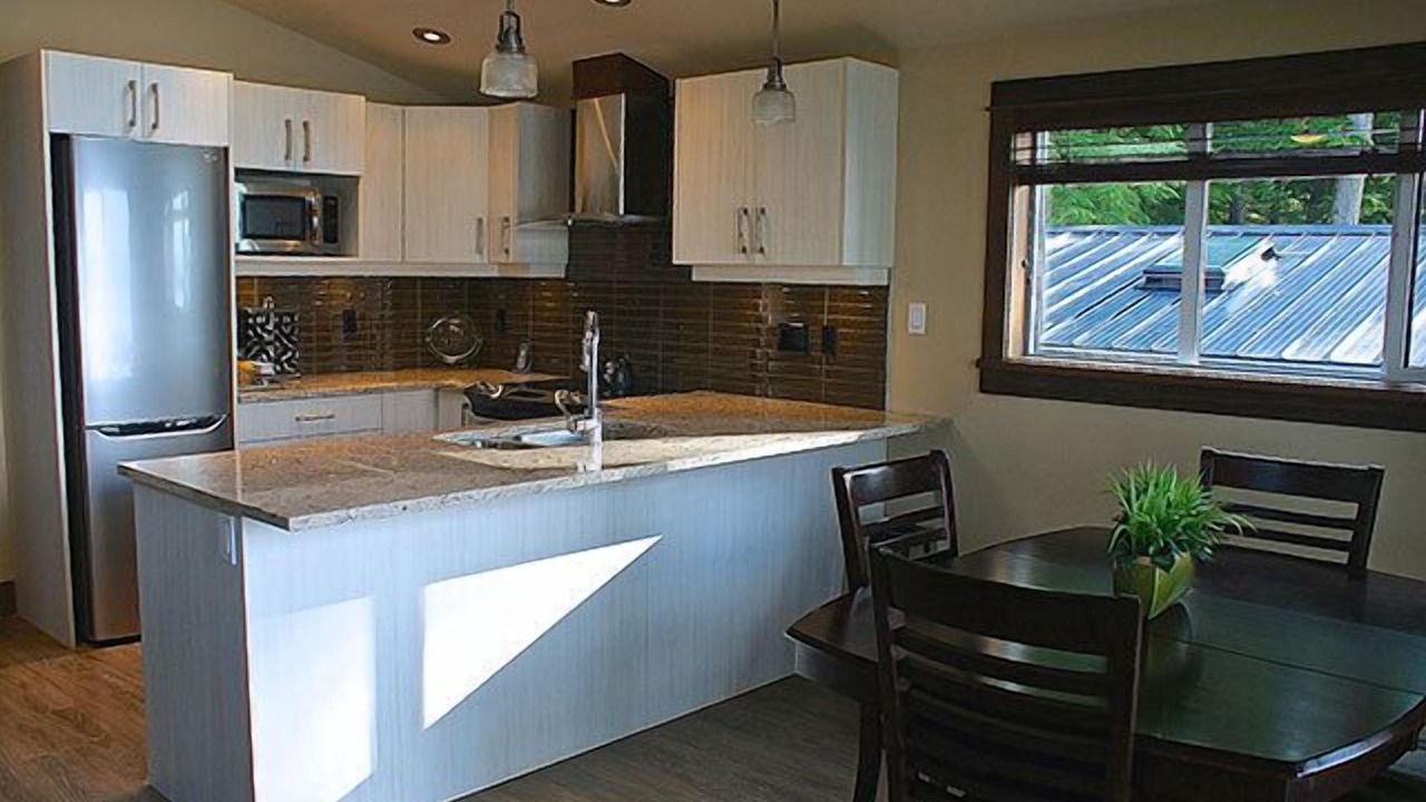 Photo of Kitchen in Port Renfrew