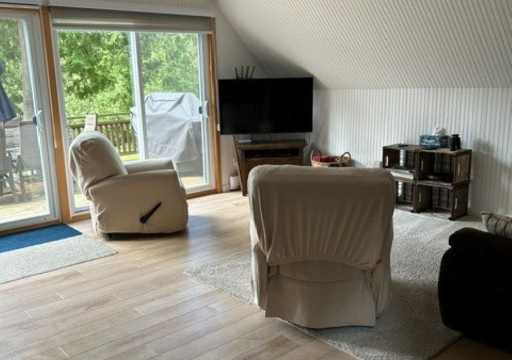 Photo of Livingroom in Hastings Highlands