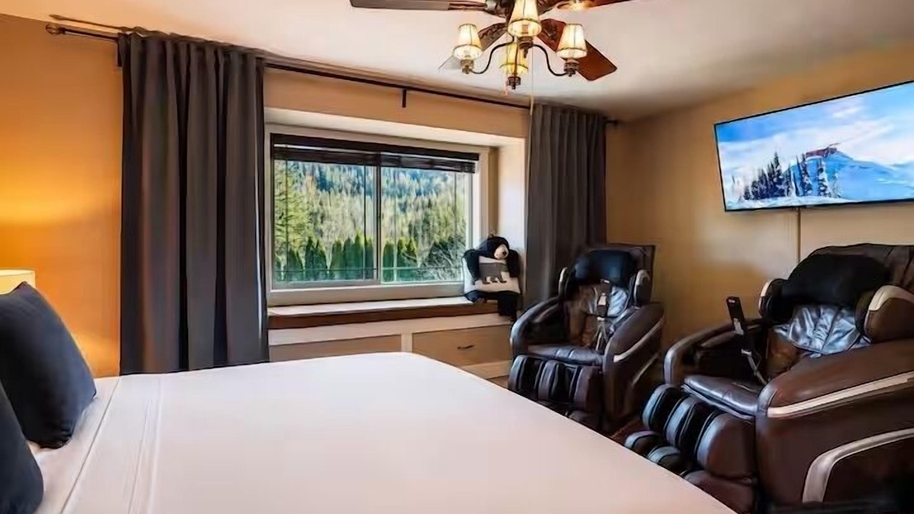 Photo of Bedroom in Revelstoke