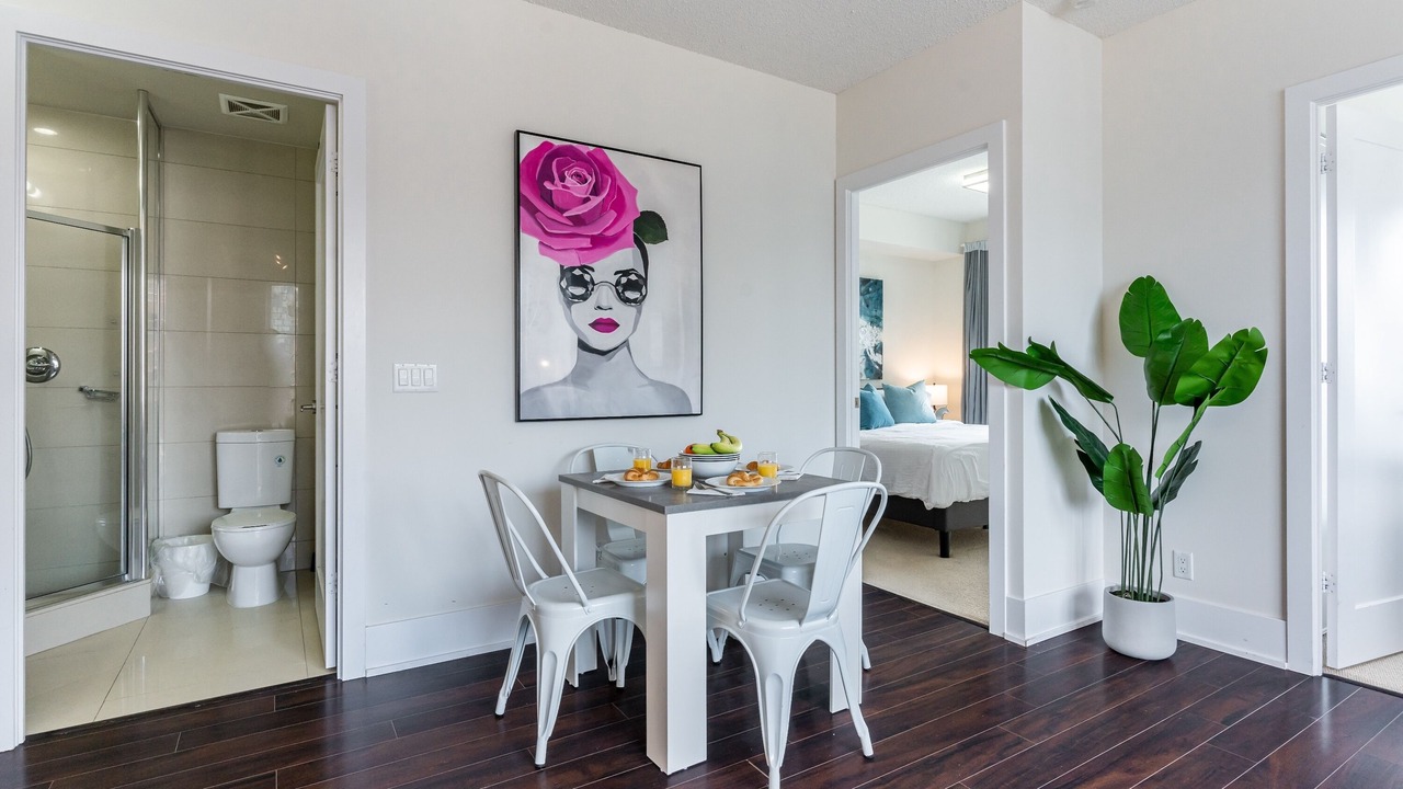 Photo of Livingroom in Toronto Entertainment District