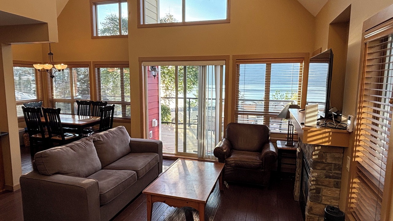 Photo of Livingroom in Central Okanagan