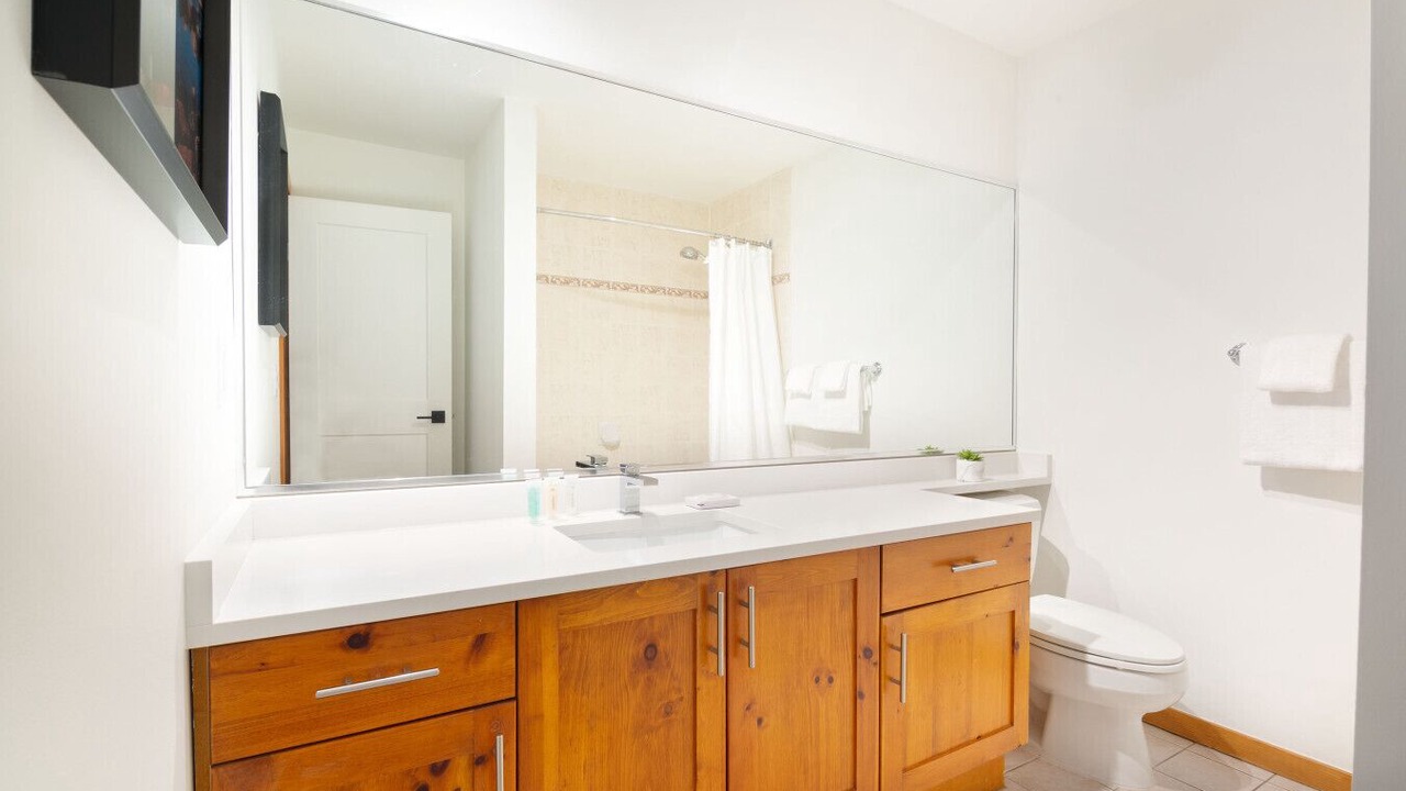 Photo of Bathroom in Village North