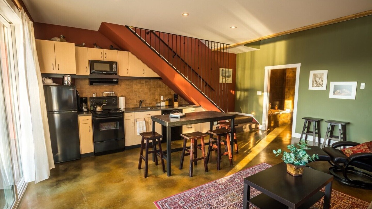 Photo of Kitchen in Okanagan-Similkameen
