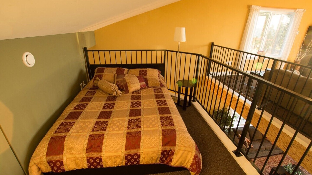 Photo of Bedroom in Okanagan-Similkameen
