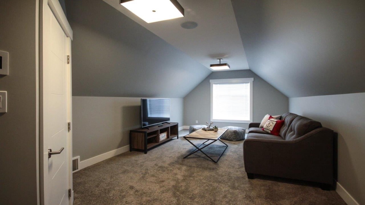 Photo of Livingroom in Comox