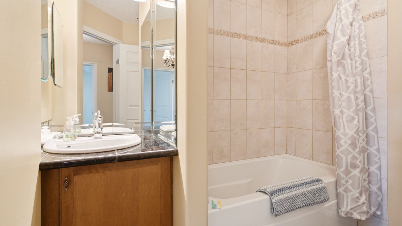 Photo of Bathroom in North End