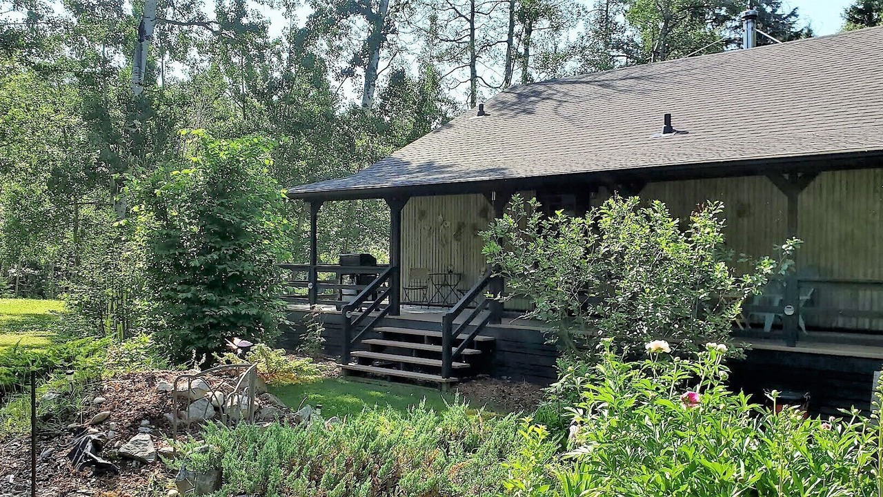 Photo of Outdoor in Caroline