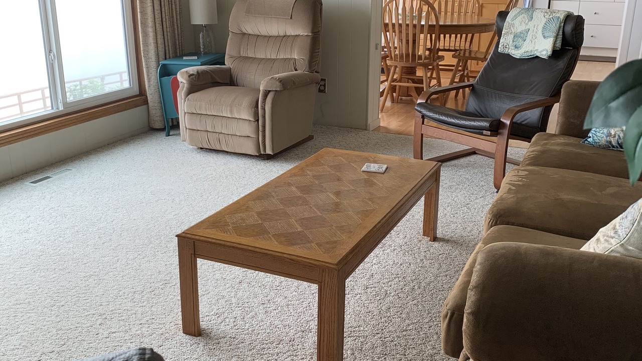 Photo of Livingroom in Mill Bay