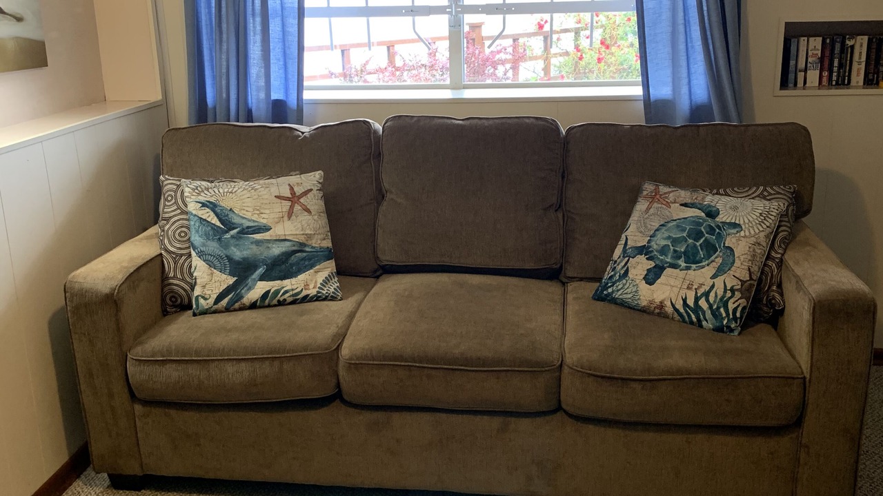 Photo of Livingroom in Mill Bay