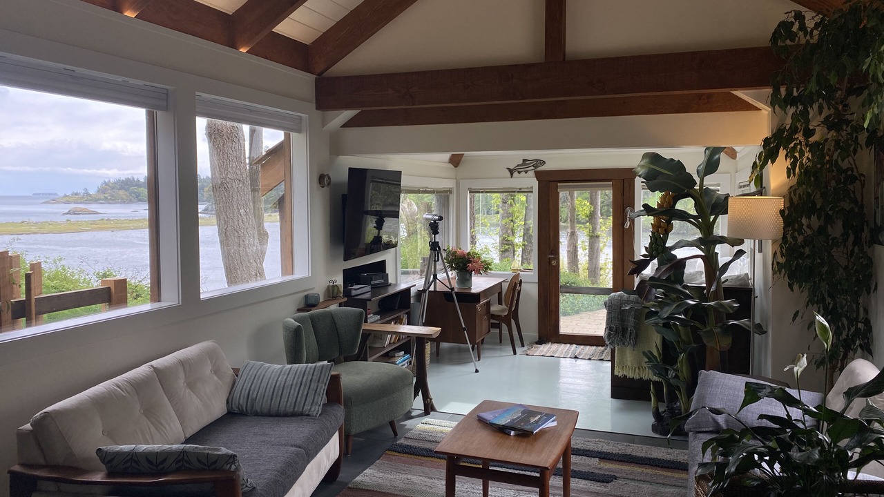 Photo of Livingroom in Metchosin