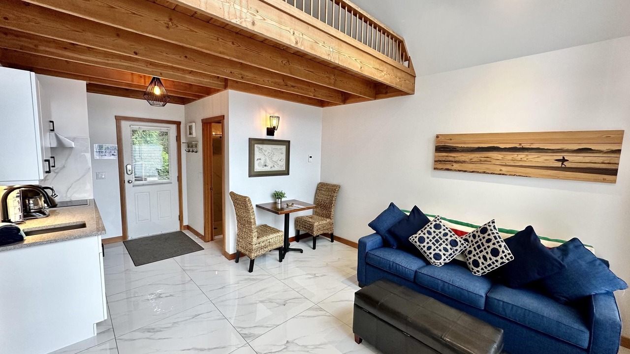 Photo of Livingroom in Ucluelet
