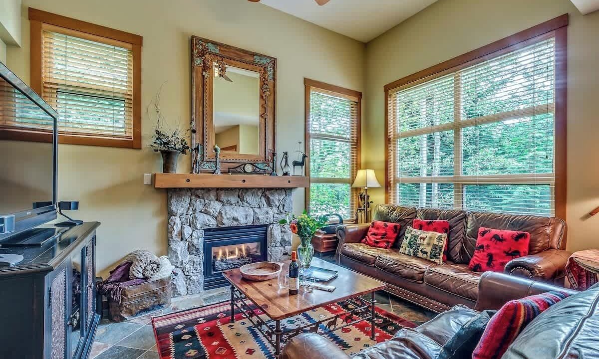 Photo of Livingroom in Upper Village