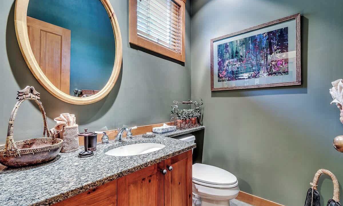 Photo of Bathroom in Upper Village