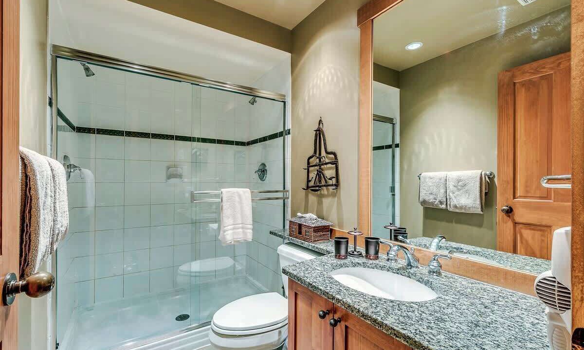 Photo of Bathroom in Upper Village