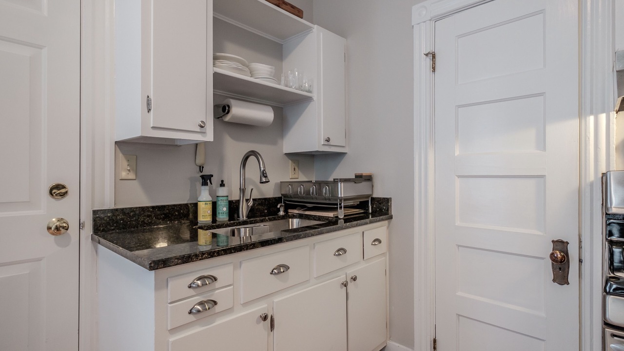 Photo of Kitchen in West End