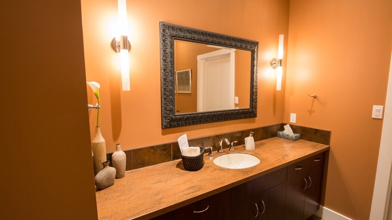 Photo of Bathroom in Okanagan-Similkameen