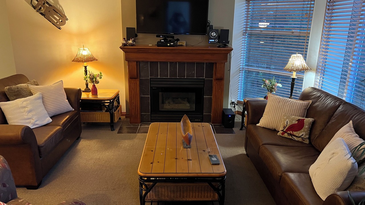 Photo of Livingroom in Upper Village