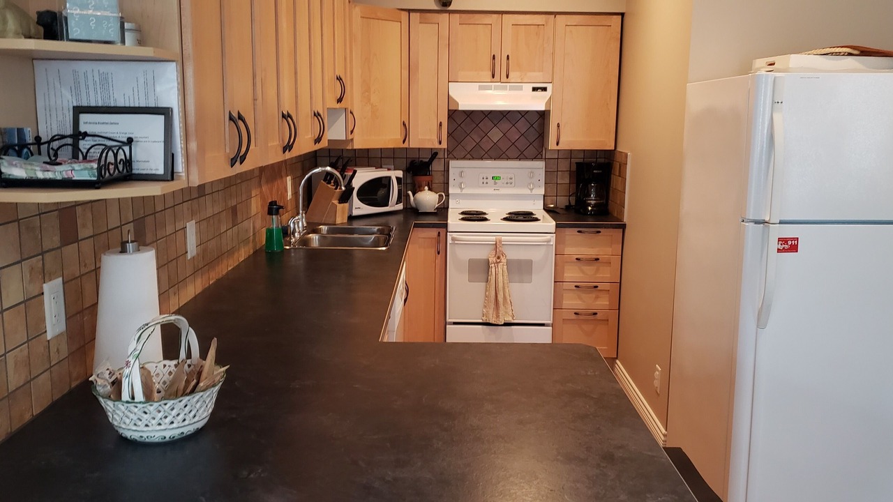 Photo of Kitchen in Okanagan-Similkameen