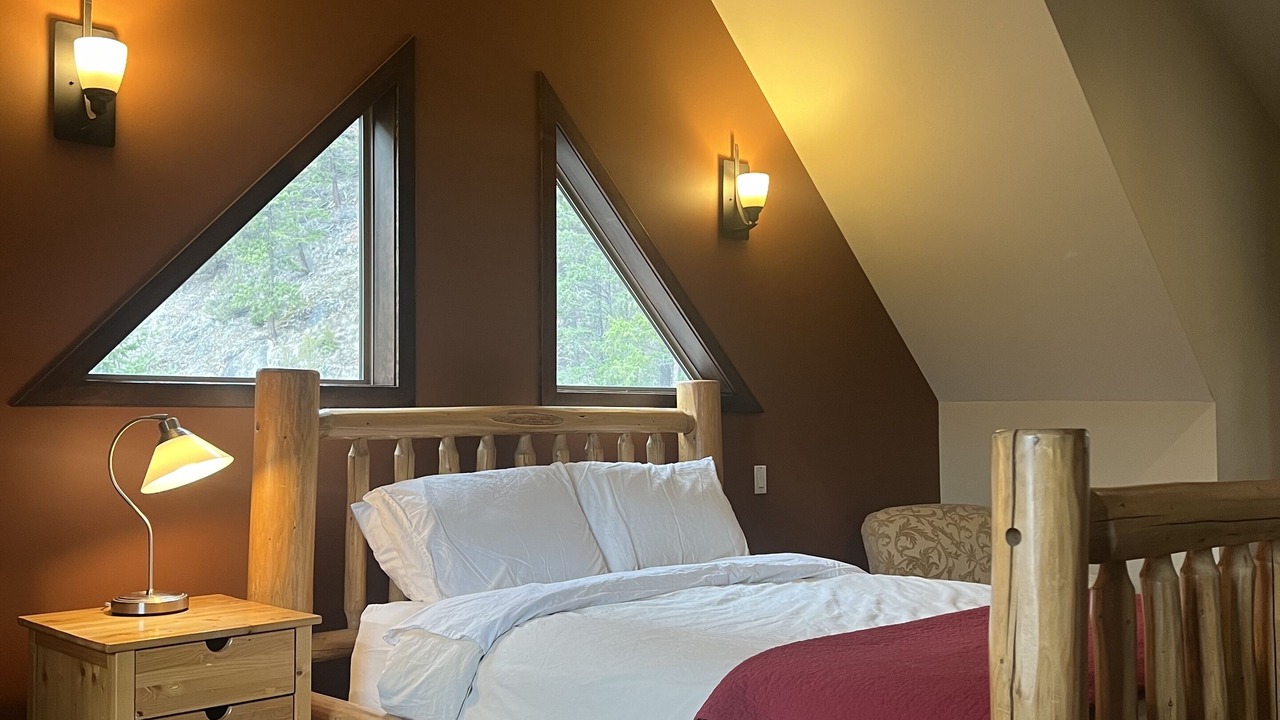 Photo of Bedroom in East Kootenay