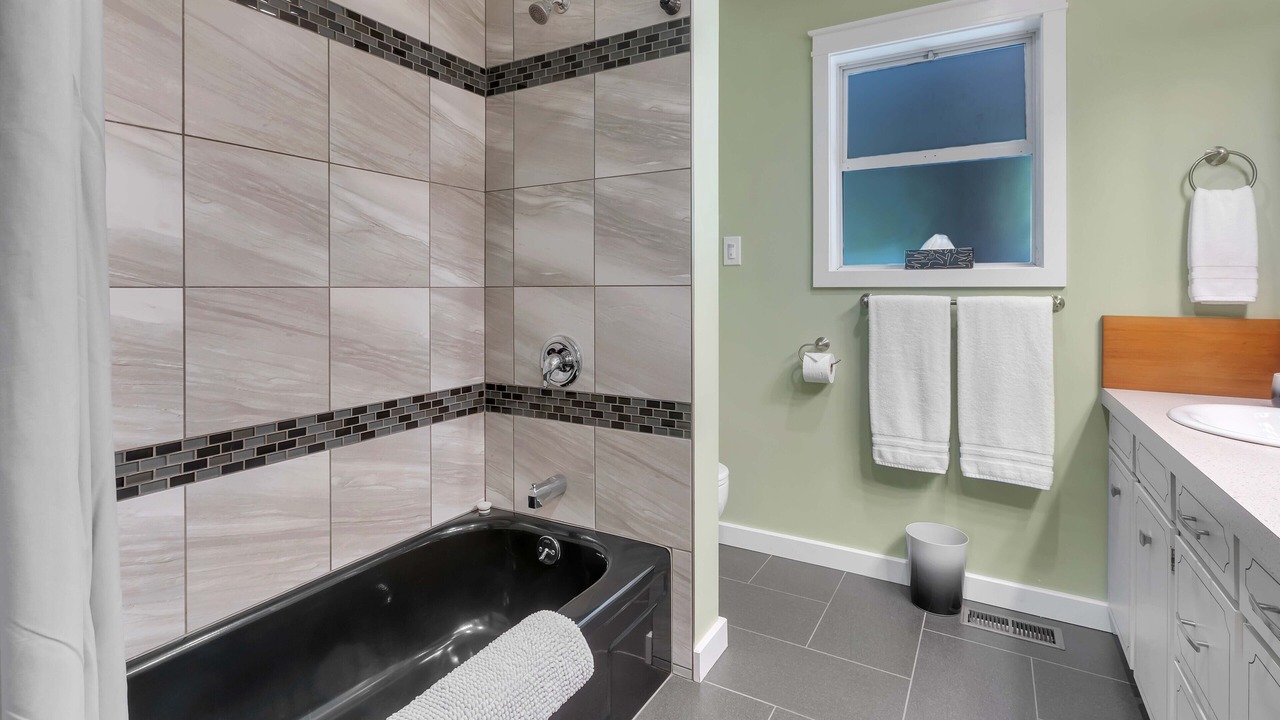 Photo of Bathroom in Ucluelet