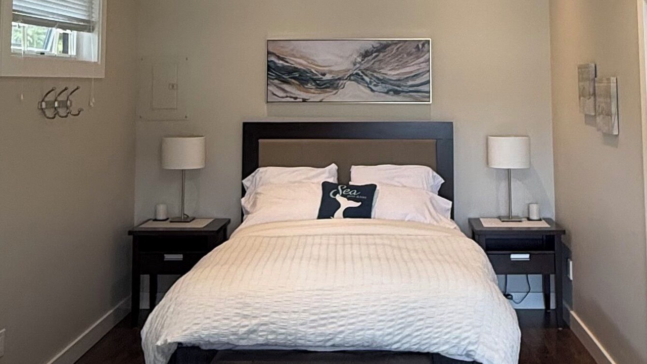 Photo of Bedroom in Port Renfrew