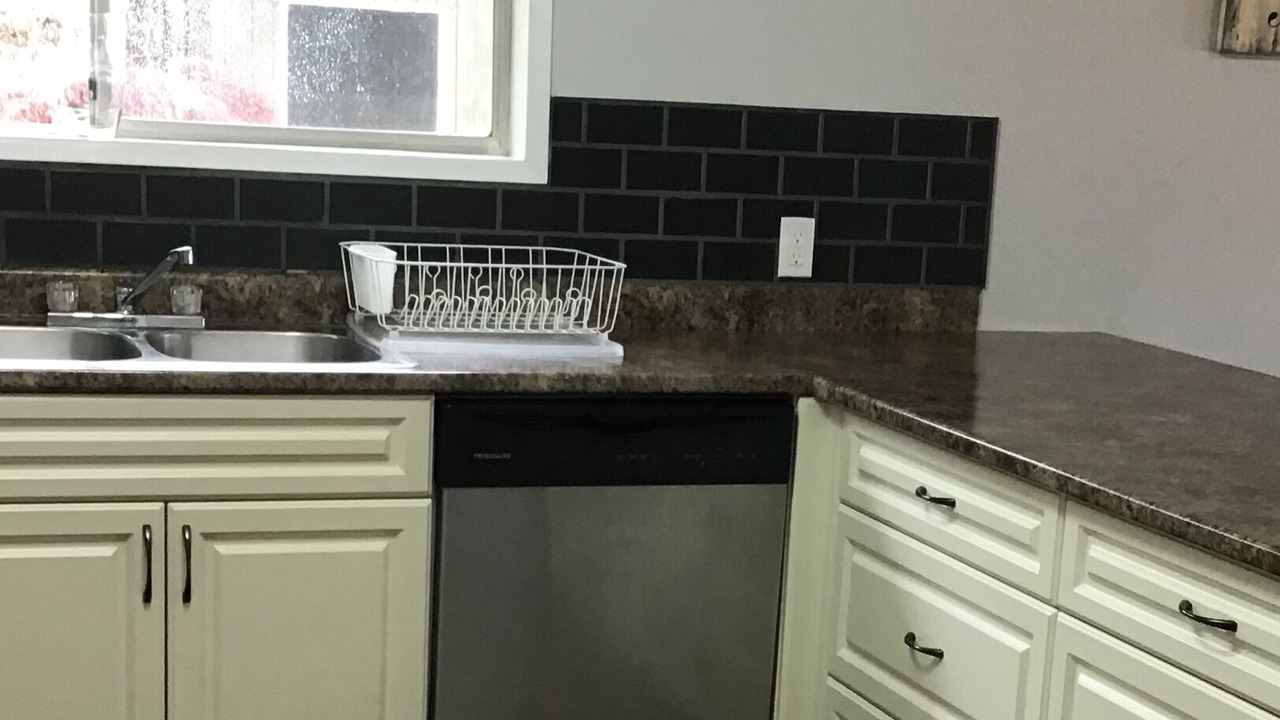Photo of Kitchen in Youbou