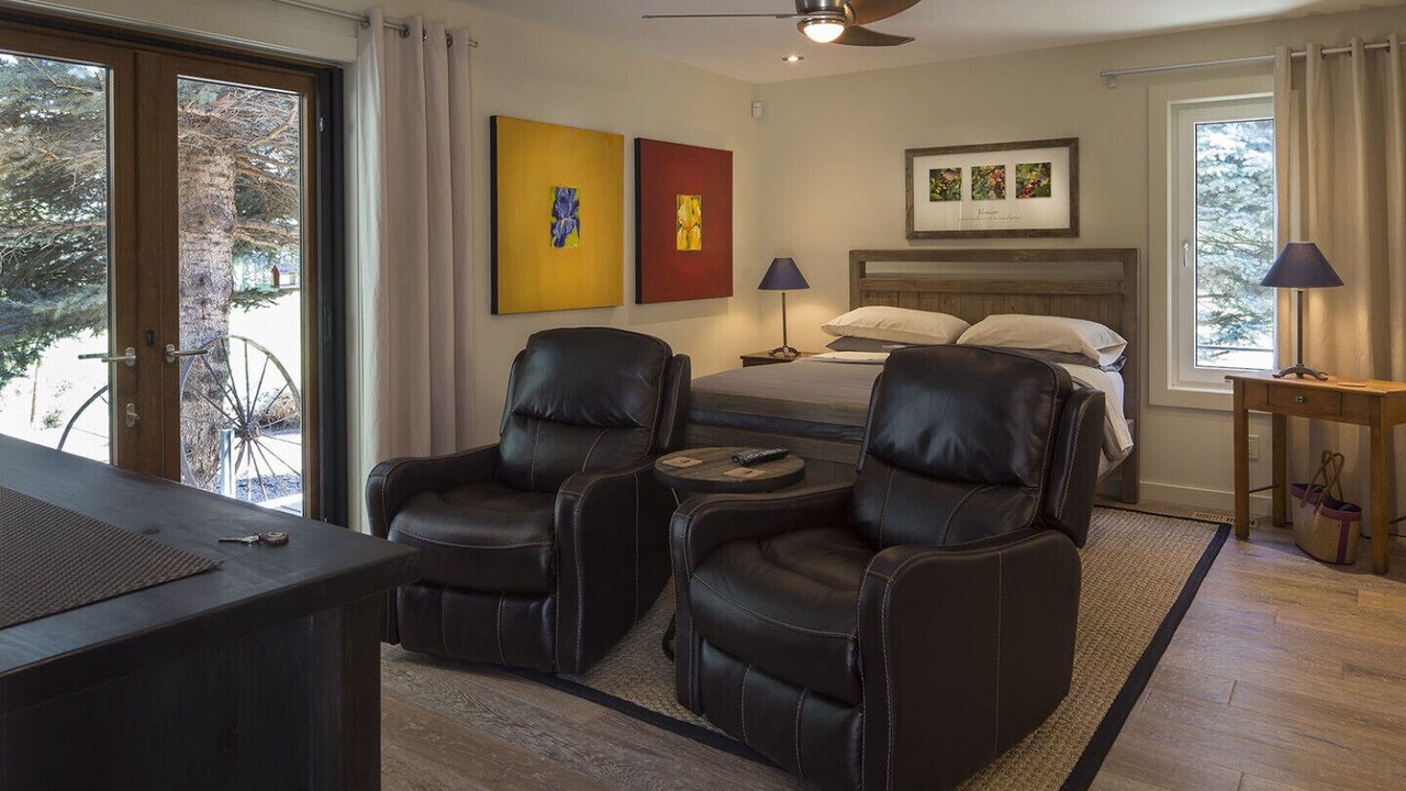 Photo of Bedroom in Okanagan-Similkameen