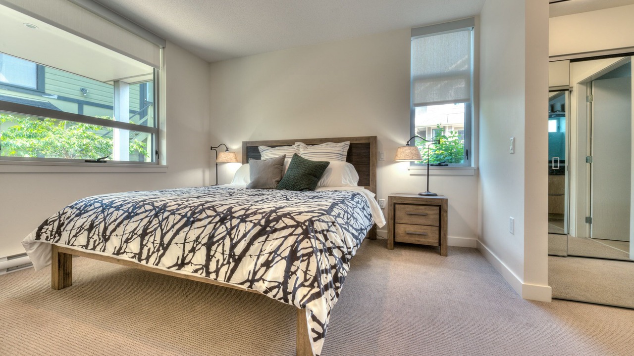 Photo of Bedroom in James Bay