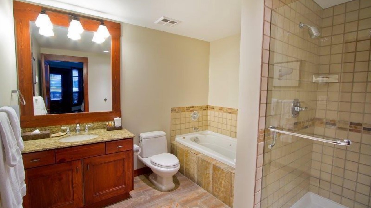 Photo of Bathroom in Whistler Creekside