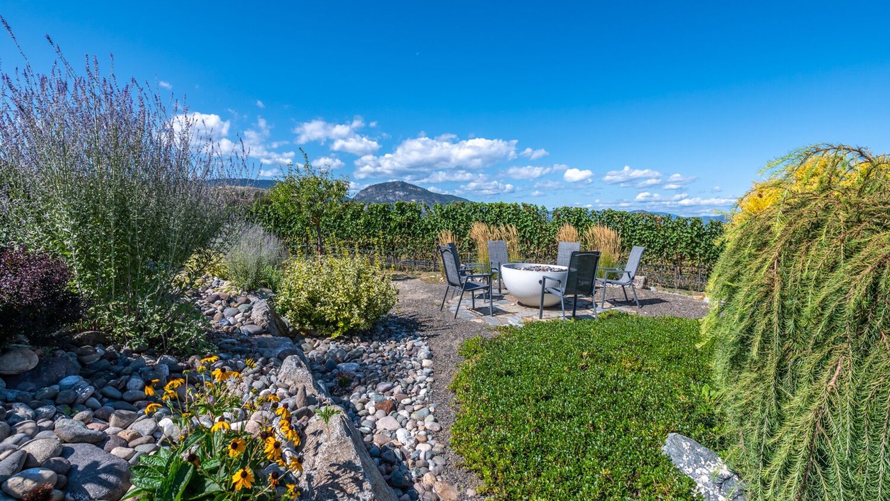 Photo of Patio Balcony in Okanagan-Similkameen
