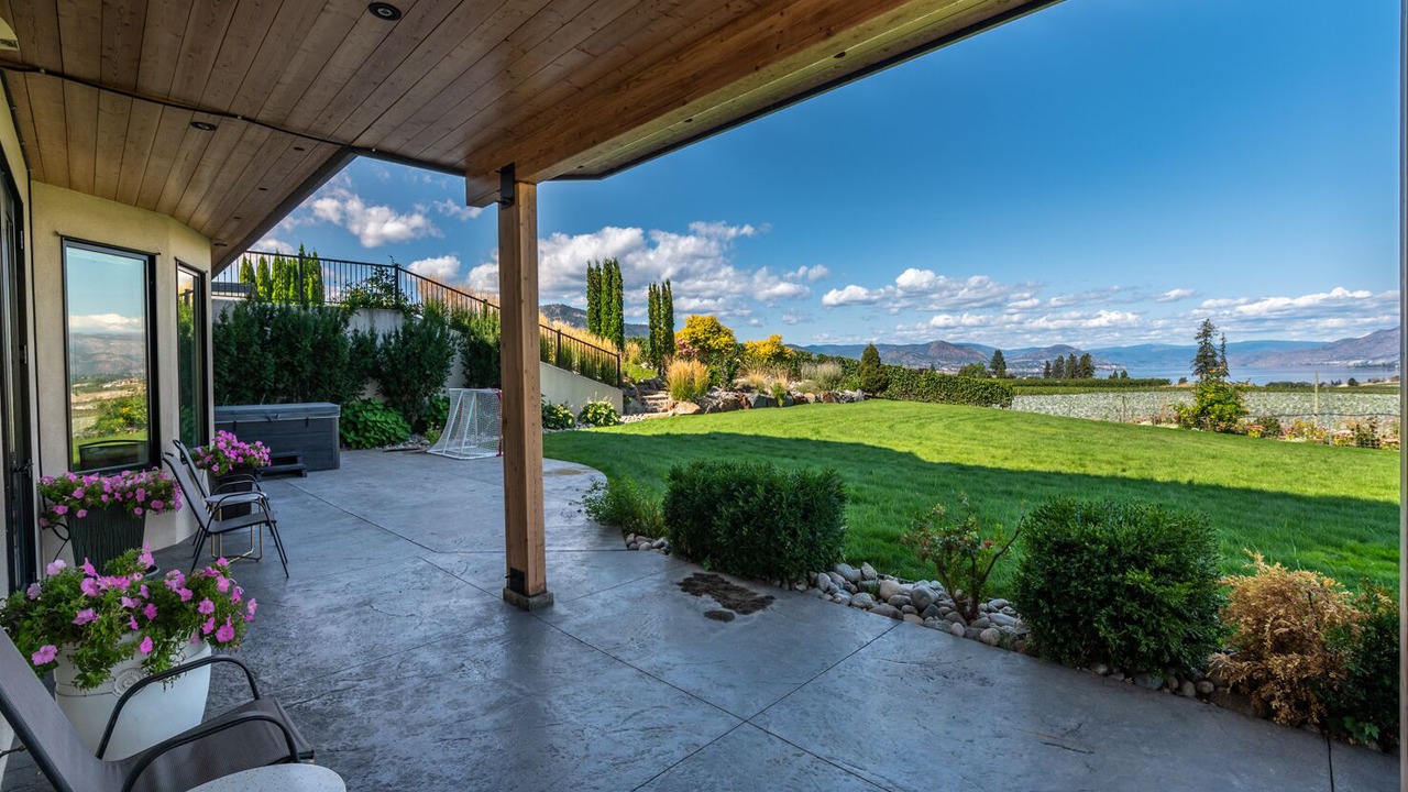 Photo of Patio Balcony in Okanagan-Similkameen