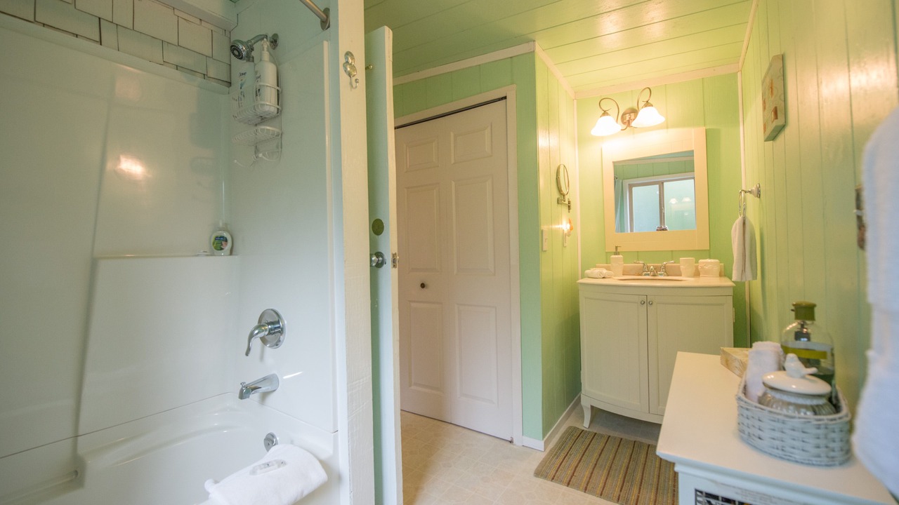 Photo of Bathroom in Tofino