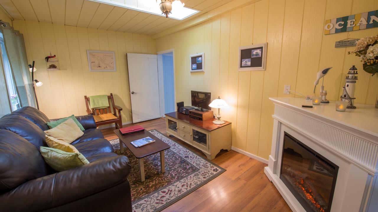 Photo of Livingroom in Tofino