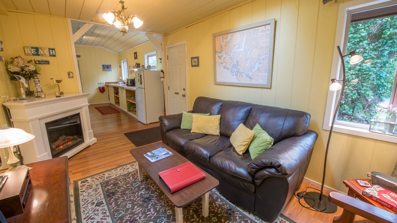 Photo of Livingroom in Tofino