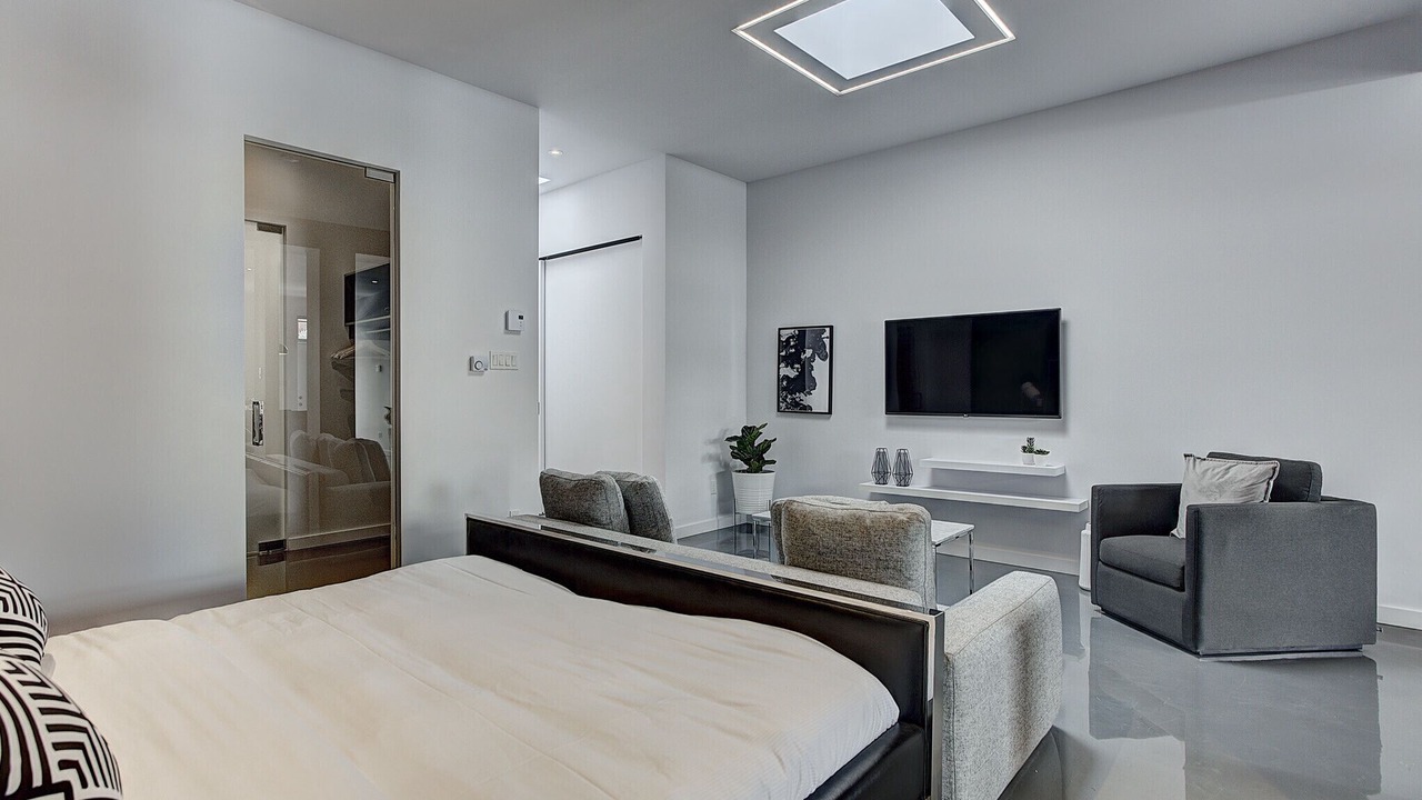 Photo of Bedroom in Pointe-Saint-Charles