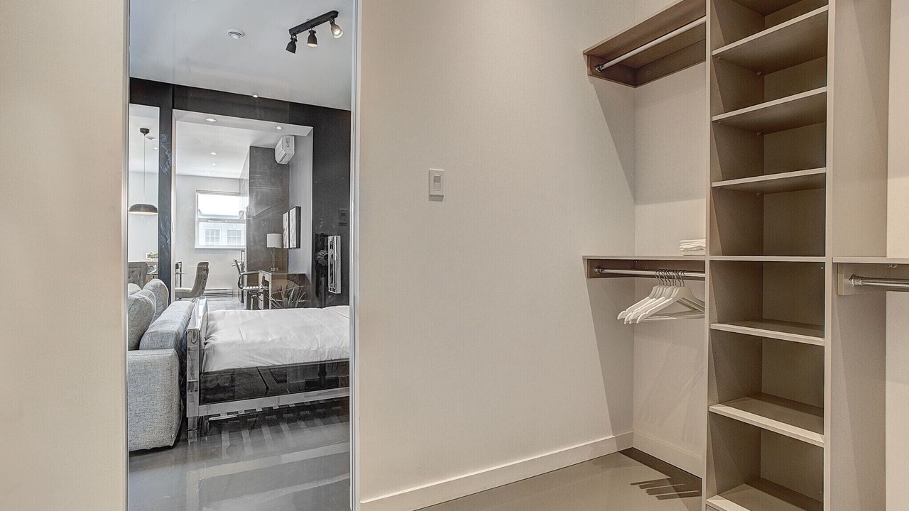 Photo of Bedroom in Pointe-Saint-Charles