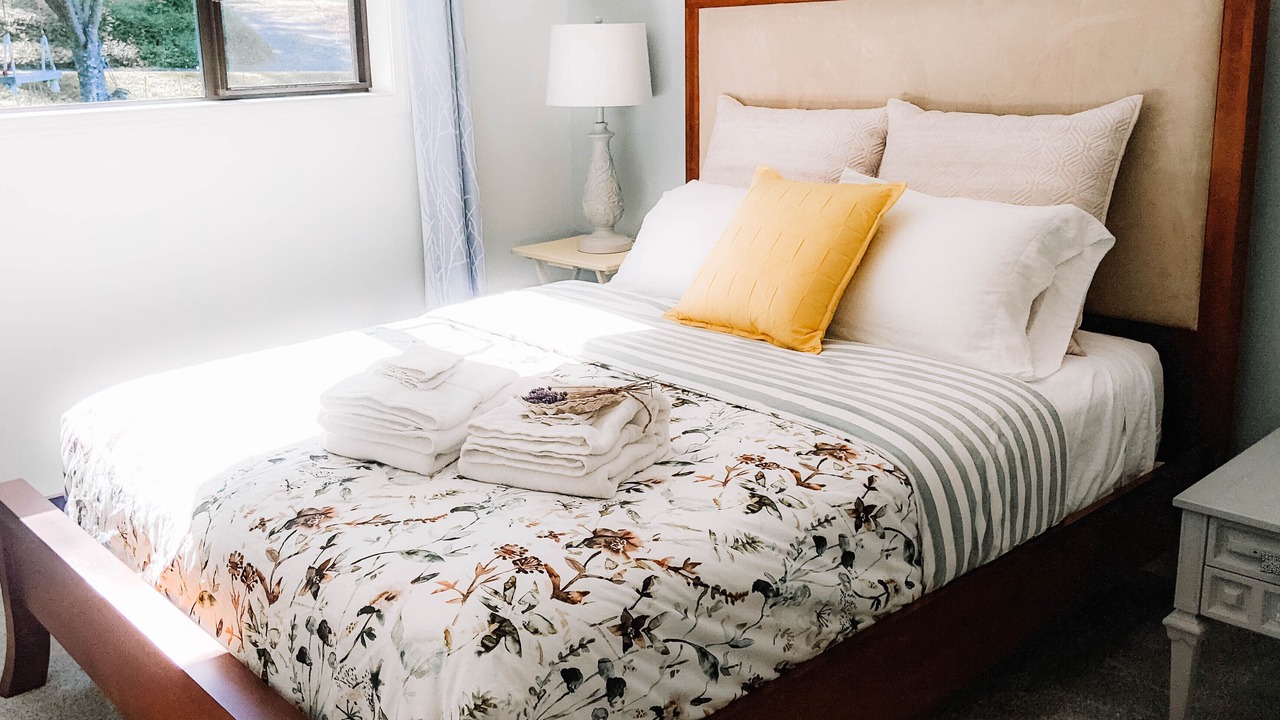 Photo of Bedroom in Chemainus