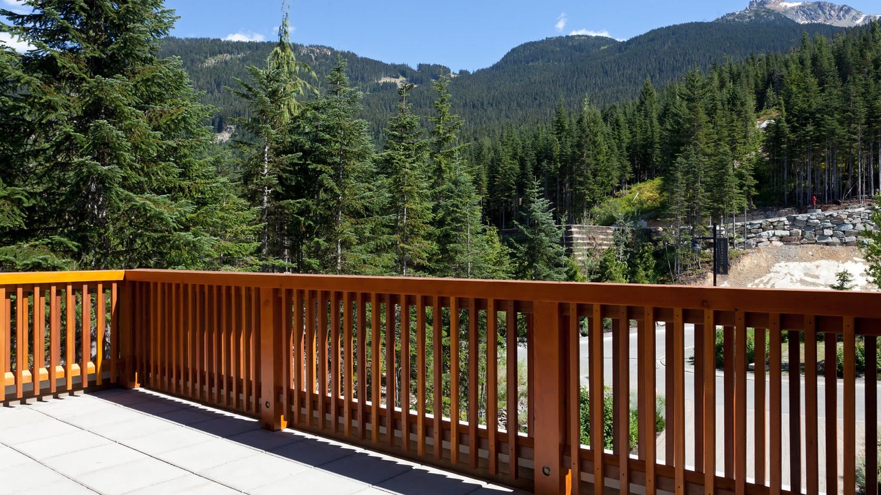 Photo of Patio Balcony in Whistler Creekside