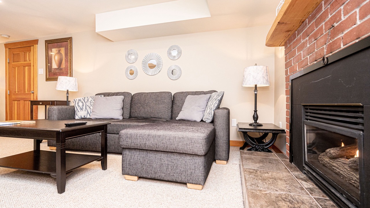 Photo of Livingroom in Okanagan-Similkameen