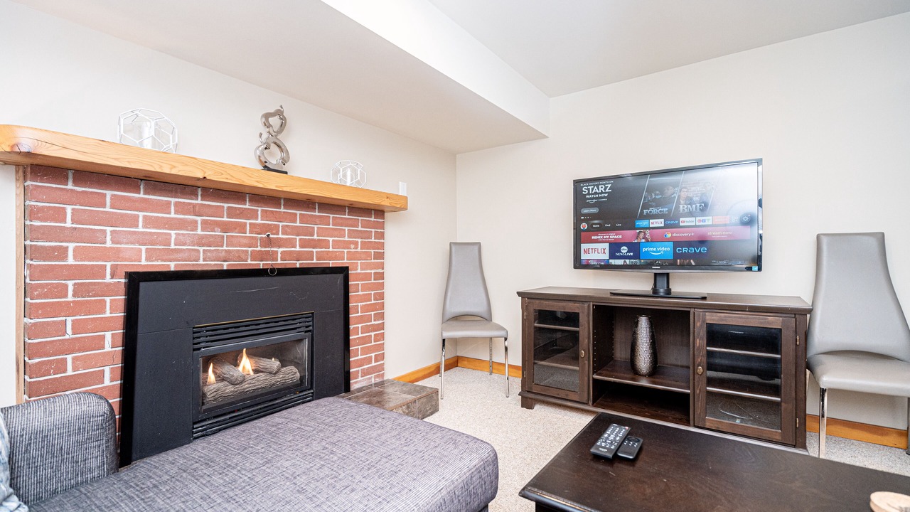 Photo of Livingroom in Okanagan-Similkameen