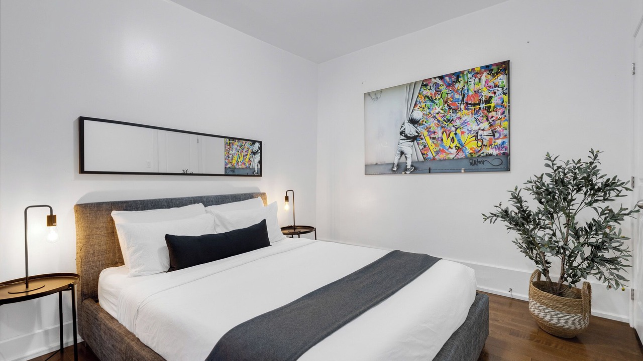 Photo of Bedroom in Plateau Mont Royal